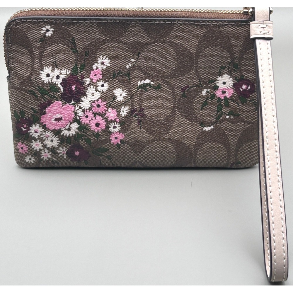 NWT Coach Signature Evergreen Floral Corner Zip Wristlet LM/Khaki Multi - Picture 3 of 11